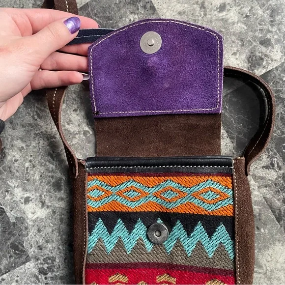 Handmade rawhide bag - Picture 6 of 9